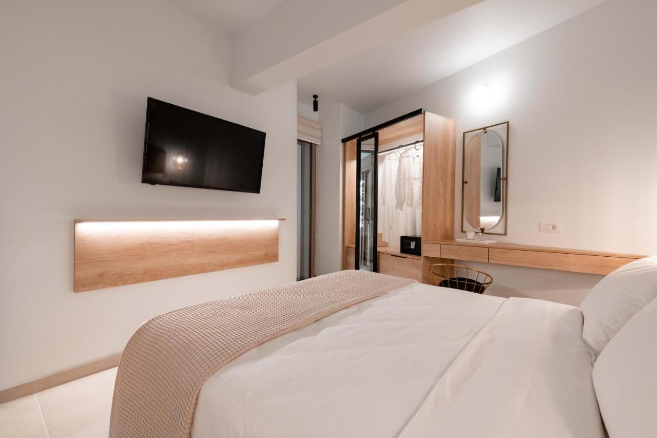 Mariann Premium Suites Лардос Екстериор снимка